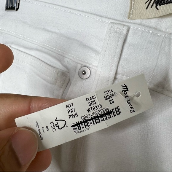 Madewell 11" High-Rise Skinny Jeans in Pure White size 28 - Picture 9 of 10